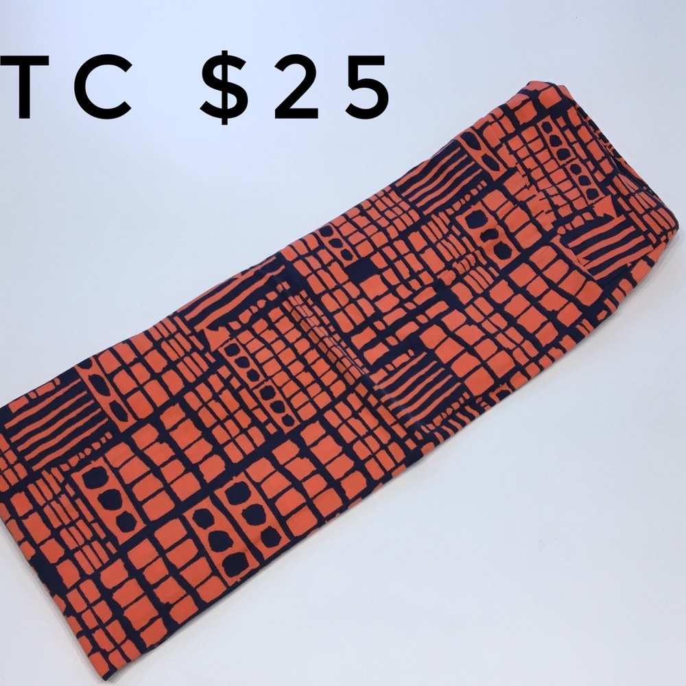 NWT TC LEGGINGS